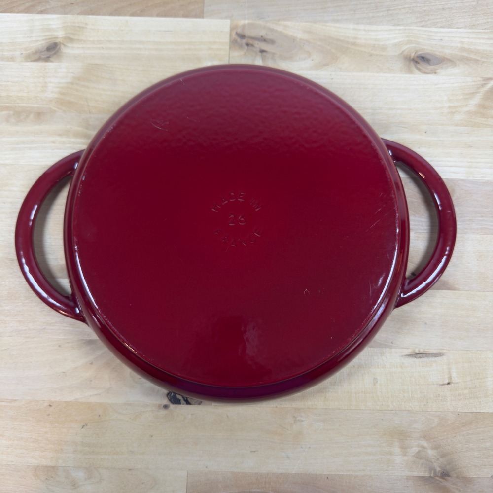 Staub 10 inch Round Enameled Cast Iron Grill Pan Cherry Red Made in France 26cm - Picture 2 of 8